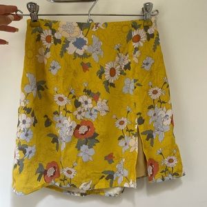 Aritzia Sunday Best Yellow Floral Skirt